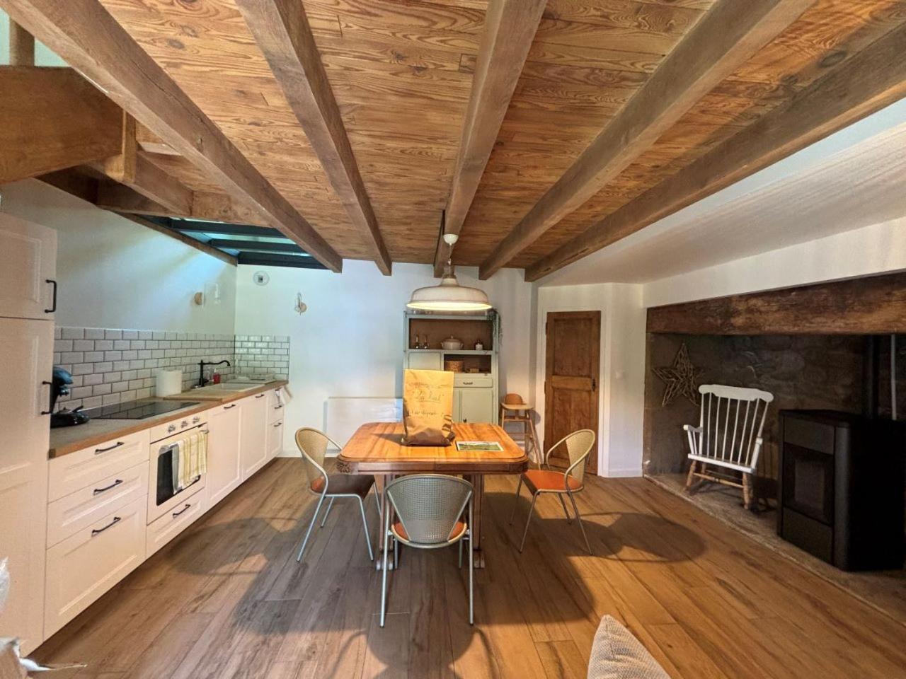 La Haut Maison A La Campagne Mandailles-Saint-Julien Extérieur photo